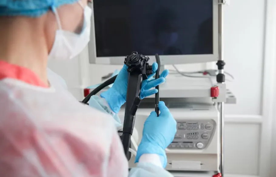 Endoscopy: How It Helps in Diagnosing Gastrointestinal Issues - Blog Image